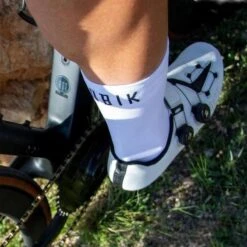 GOBIK Chaussettes Vélo Pure White -Vélo Boutique chaussettes velo pure white 1