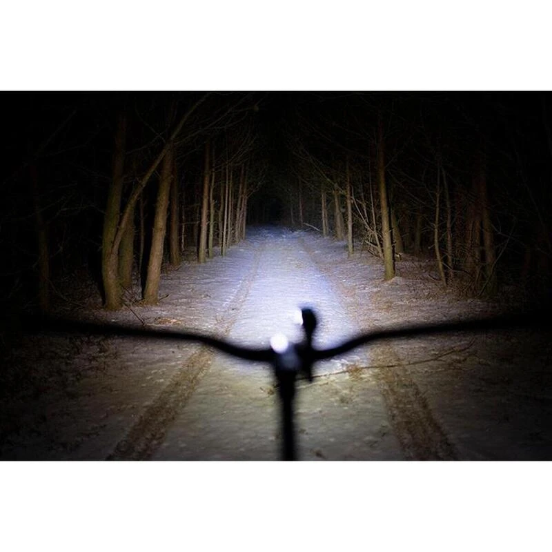 Kit D'éclairage Pour Vélo 1200 Et 120 Lumen - Eclairage Avant Et Arrière 5 Kit D'éclairage Pour Vélo 1200 Et 120 Lumen - Eclairage Avant Et Arrière – Image 5