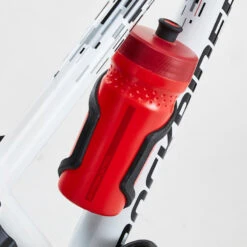 BTWIN Porte Bidon De Cadre à Ouverture Latérale Bidon De 380 Ml -Vélo Boutique porte bidon de cadre a ouverture laterale bidon de 380 ml 4