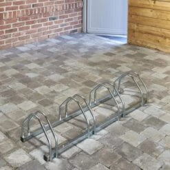 Râtelier Range 4 Vélos Mottez : 3 Largeurs De Pneus -Vélo Boutique ratelier range 4 velos mottez 3 largeurs de pneus 3