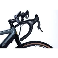 Vélo GRAVEL Electrique 28PRO - SHIMANO ALTUS 8V - Freins A Disque TEKTRO -Vélo Boutique velo gravel electrique 28pro shimano altus 8v freins a disque tektro 4