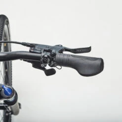 Vélo Tout Chemin électrique - Cadre Haut - Riverside 520 E Gris 17 Vélo Tout Chemin électrique - Cadre Haut - Riverside 520 E Gris -Vélo Boutique velo tout chemin electrique cadre haut riverside 520 e gris 7